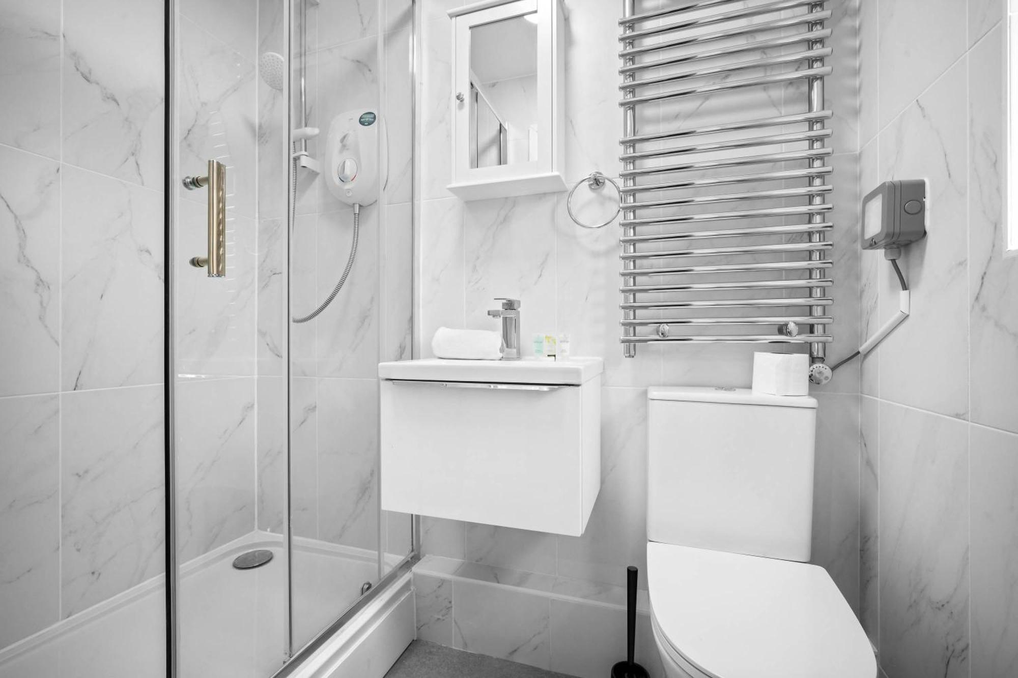 Luxury 3 Bedroom Apartment - Terrace - Near City Centre - Wifi - Smart Tv 1Mr Birmingham Luaran gambar